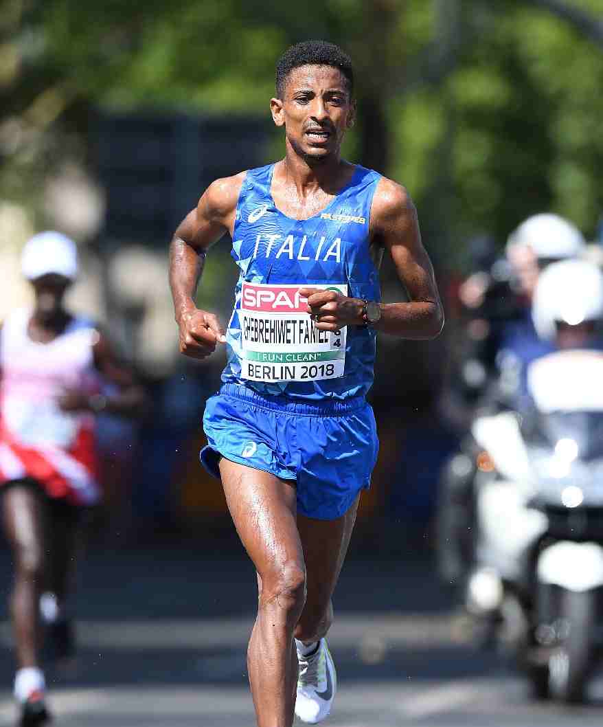 Eyob Faniel in gara nella Maratona di Berlino di domenica 24 settembre
