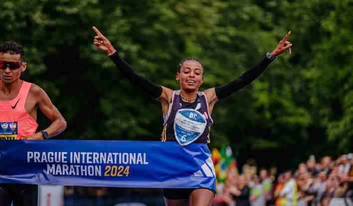 Agli etiopi Lemi Berhanu Hayle e Bedatu Hirpa Badanei la Maratona Internazionale di Praga