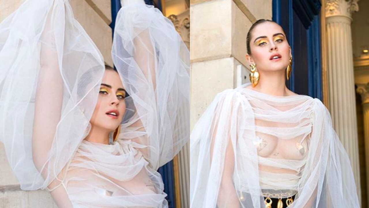 Valentina Ferragni alle sfilate di Parigi si presenta con il seno in bella vista