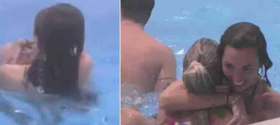 GF Vip scatta il bacio lesbo tra Giaele De DonÃ  e Oriana Marzoli