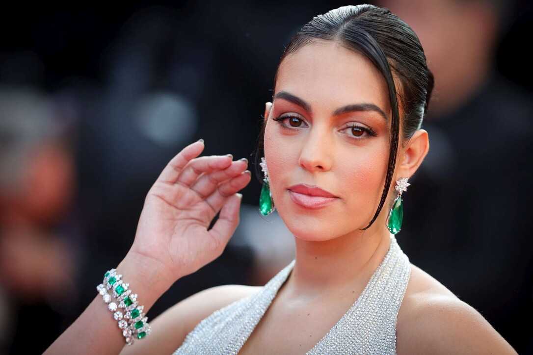 Georgina Rodriguez prima apparizione pubblica post parto sul red carpet a Cannes