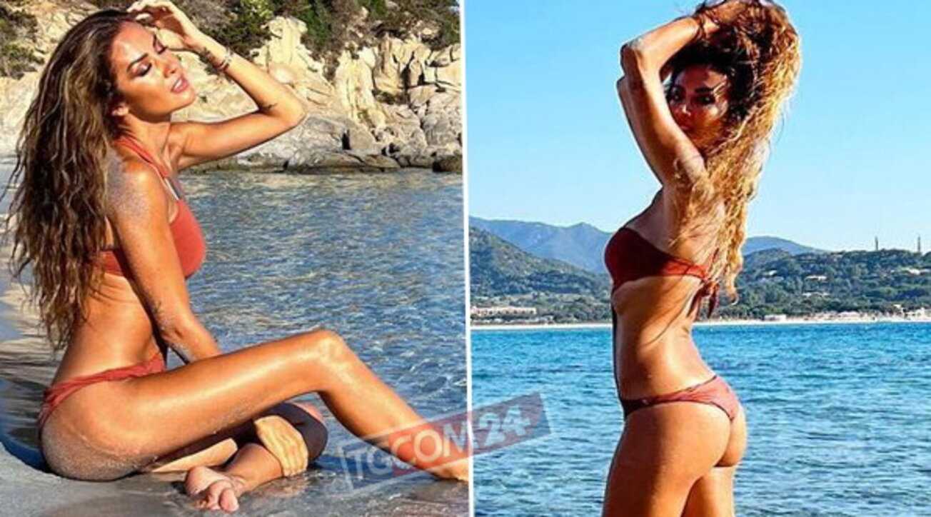 Giorgia Palmas una sirena sexy in vacanza in Sardegna