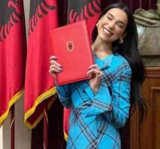 Dua Lipa riceve la cittadinanza albanese per me Ã¨ una gioia e un grande onore